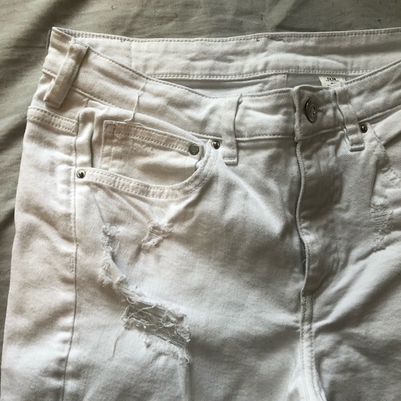 SOLD -  Boyfriend Jeans - Picture 3 of 5